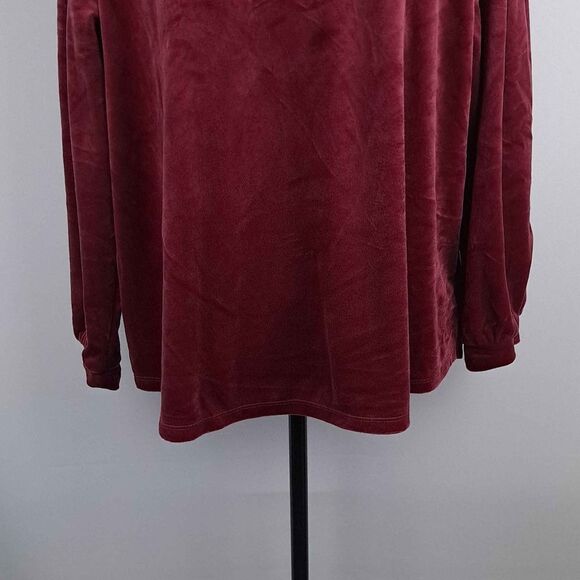 Ladies velveteen pullover top NWT - Picture 3 of 7